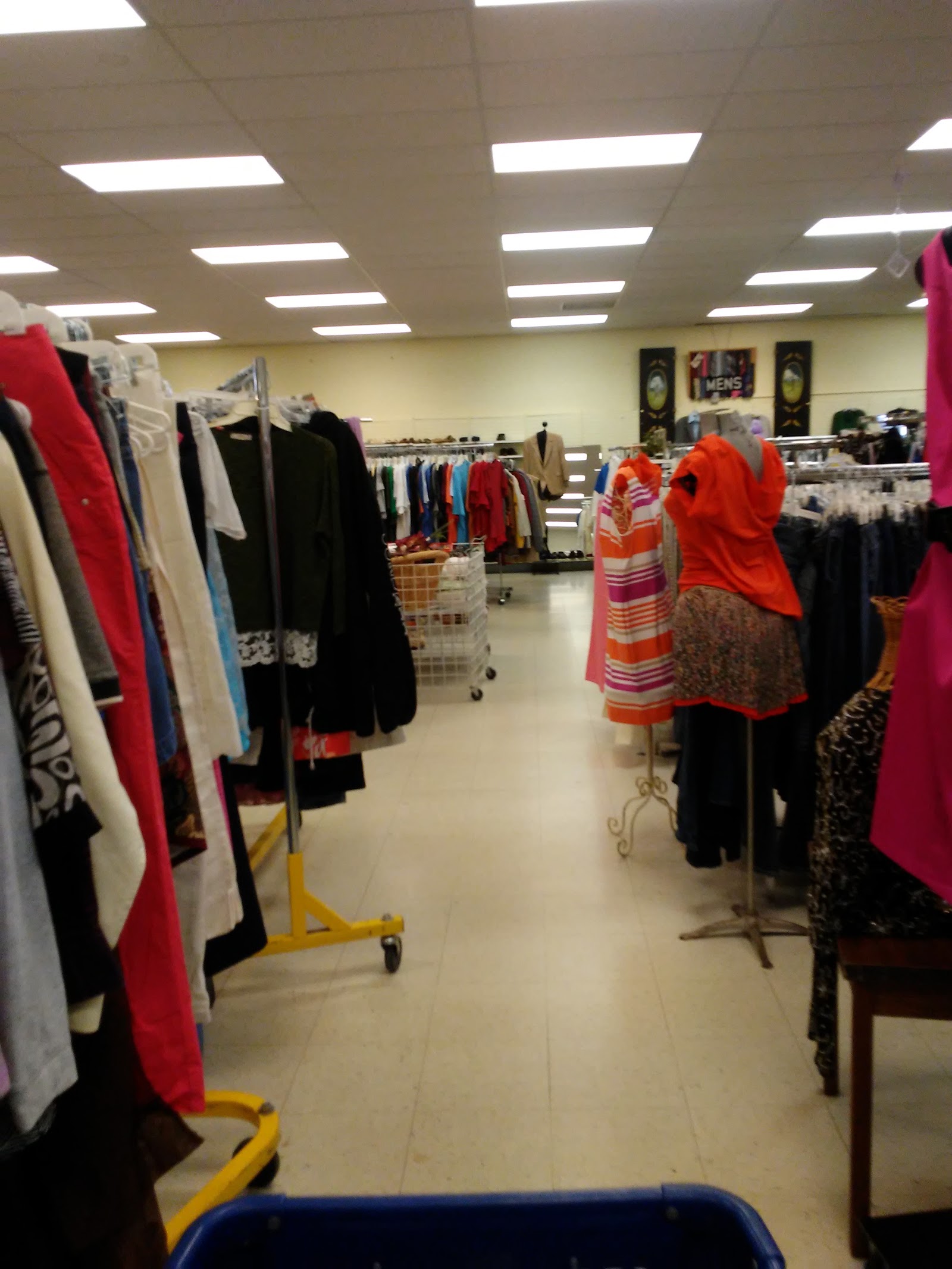 Damascus House ReSale Shop in Monroe