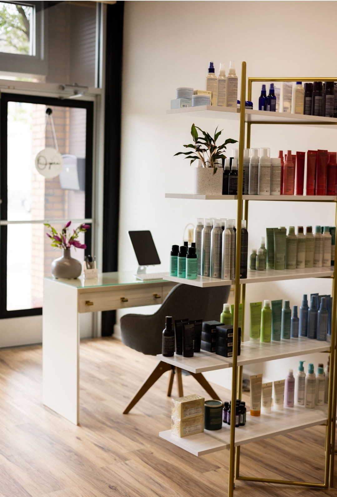 Evolve Salon & Co. in Monroe