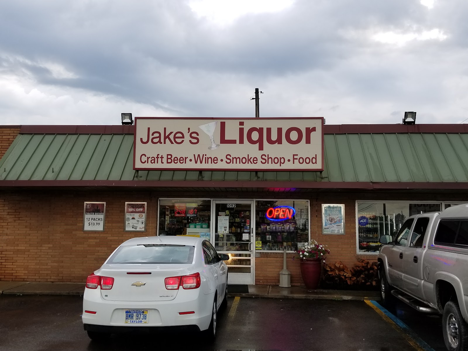 Jake's Liquor in