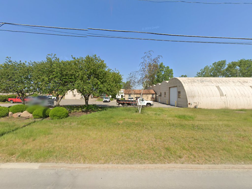 L.A. Lawn & Landscaping in Monroe