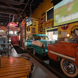 Pete's Garage in Monroe