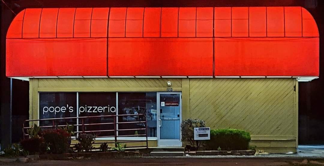 Pope's Pizzeria in Monroe