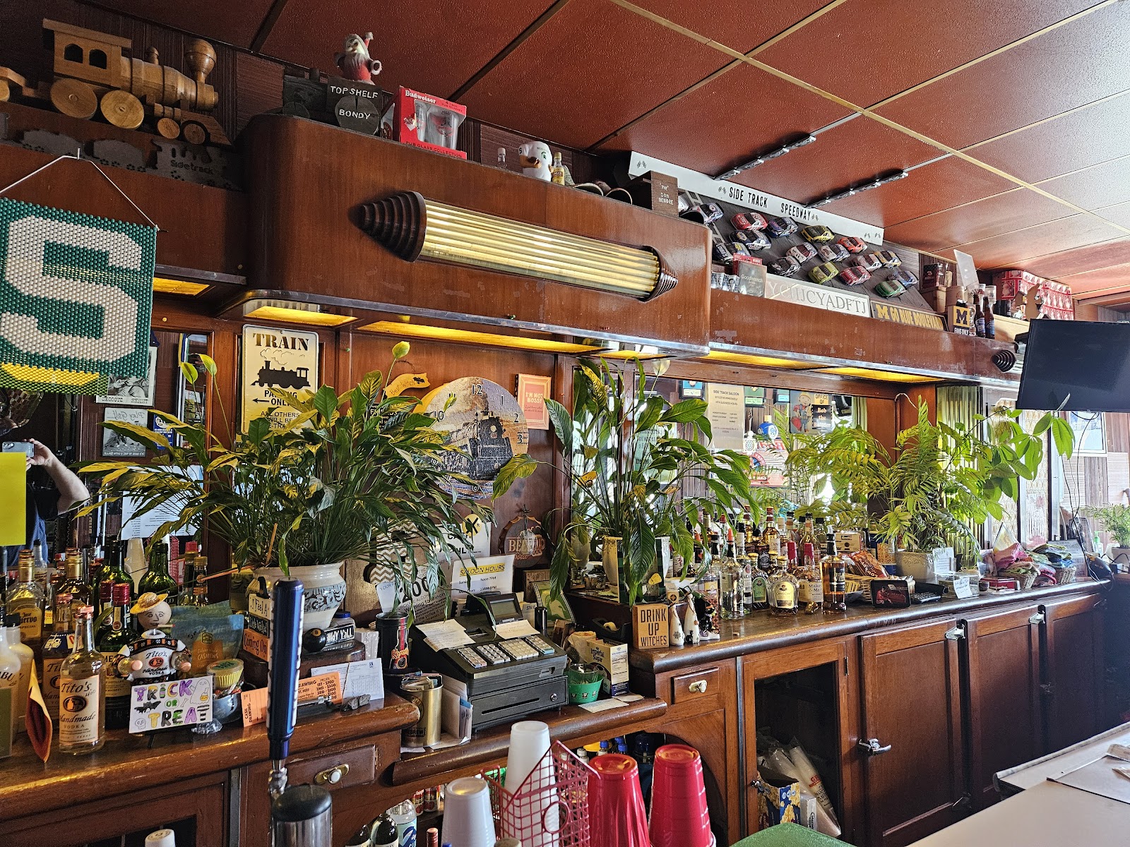 Side Track Saloon in