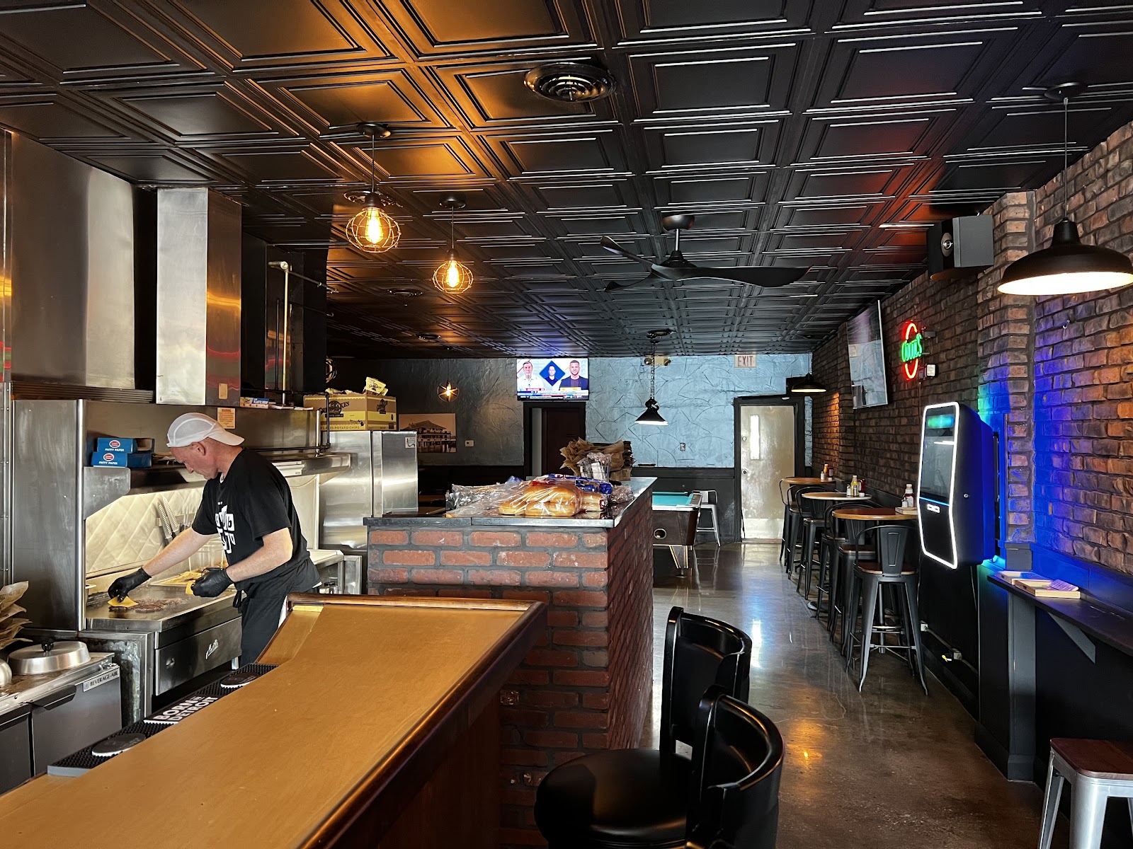 The Dive Bar in Monroe, MI in Monroe
