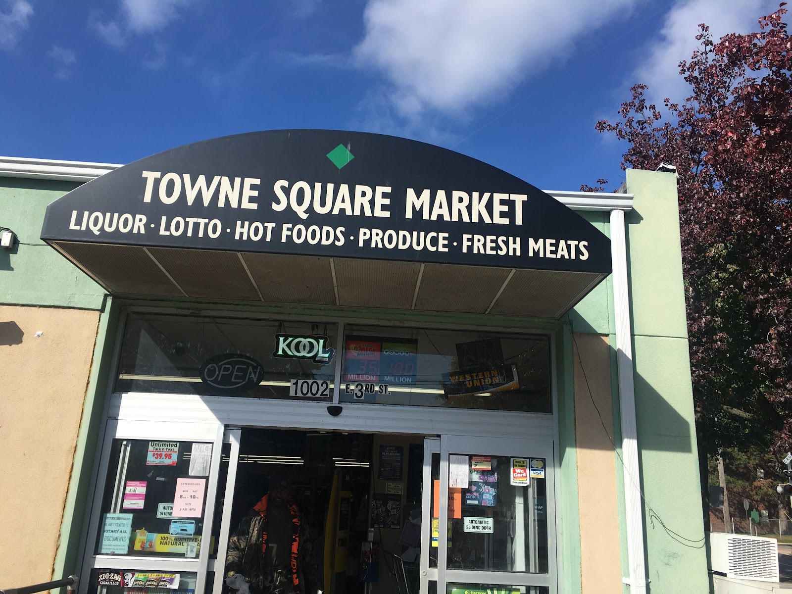 Towne Square Market — photo